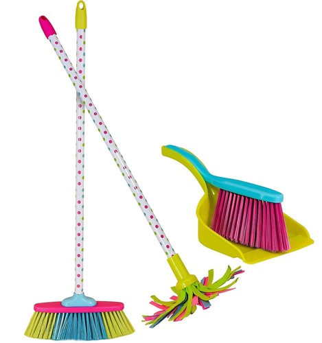 Kids cleaning play - cleaning,