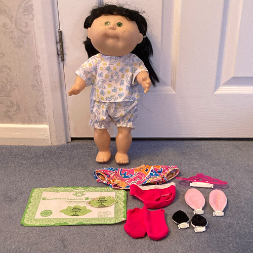 Cabbage patch kids - girl, play